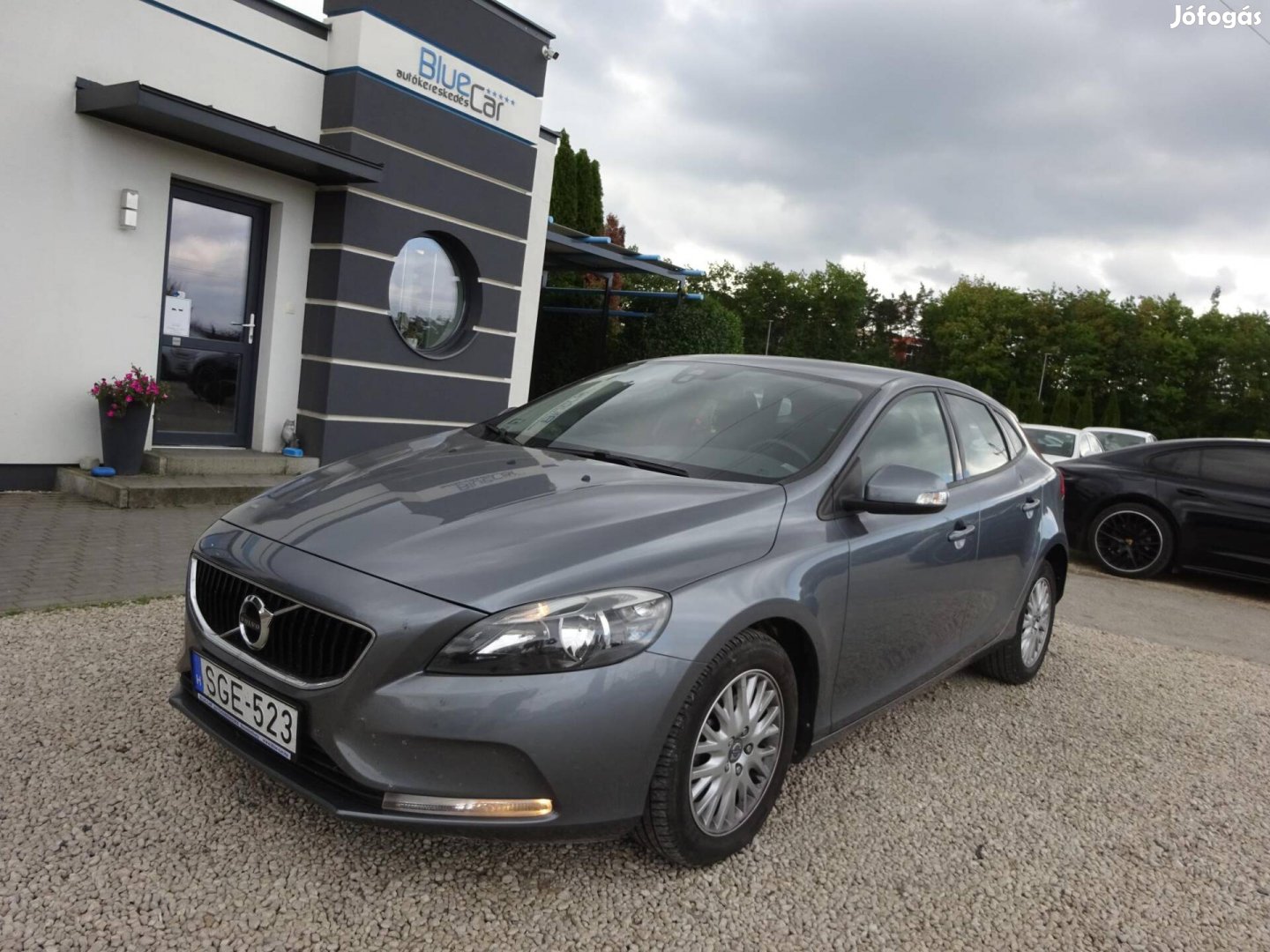 Volvo V40 2.0 D [D2] Summum Navigáció!Radar!Ked...